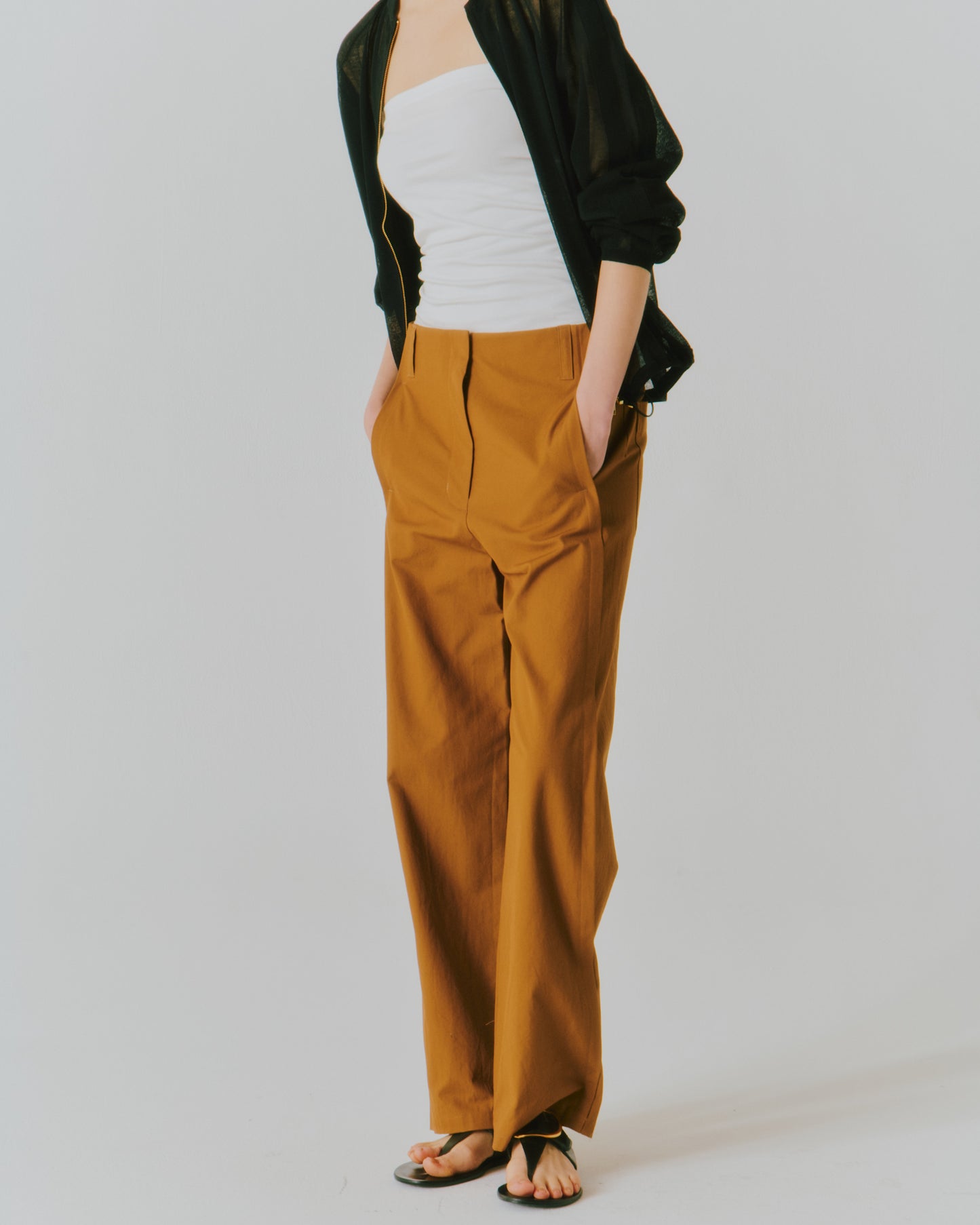 CANVAS SIDE/TUCK PANTS