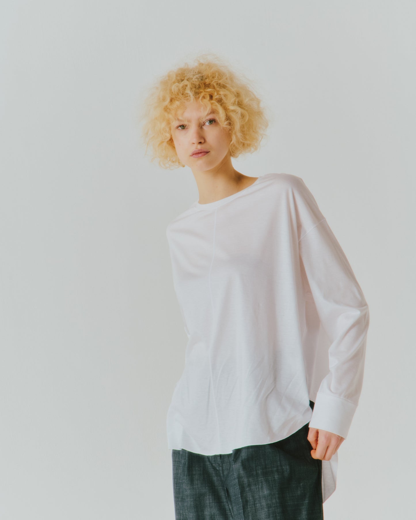 TENCEL ROUND/HEM LS TEE
