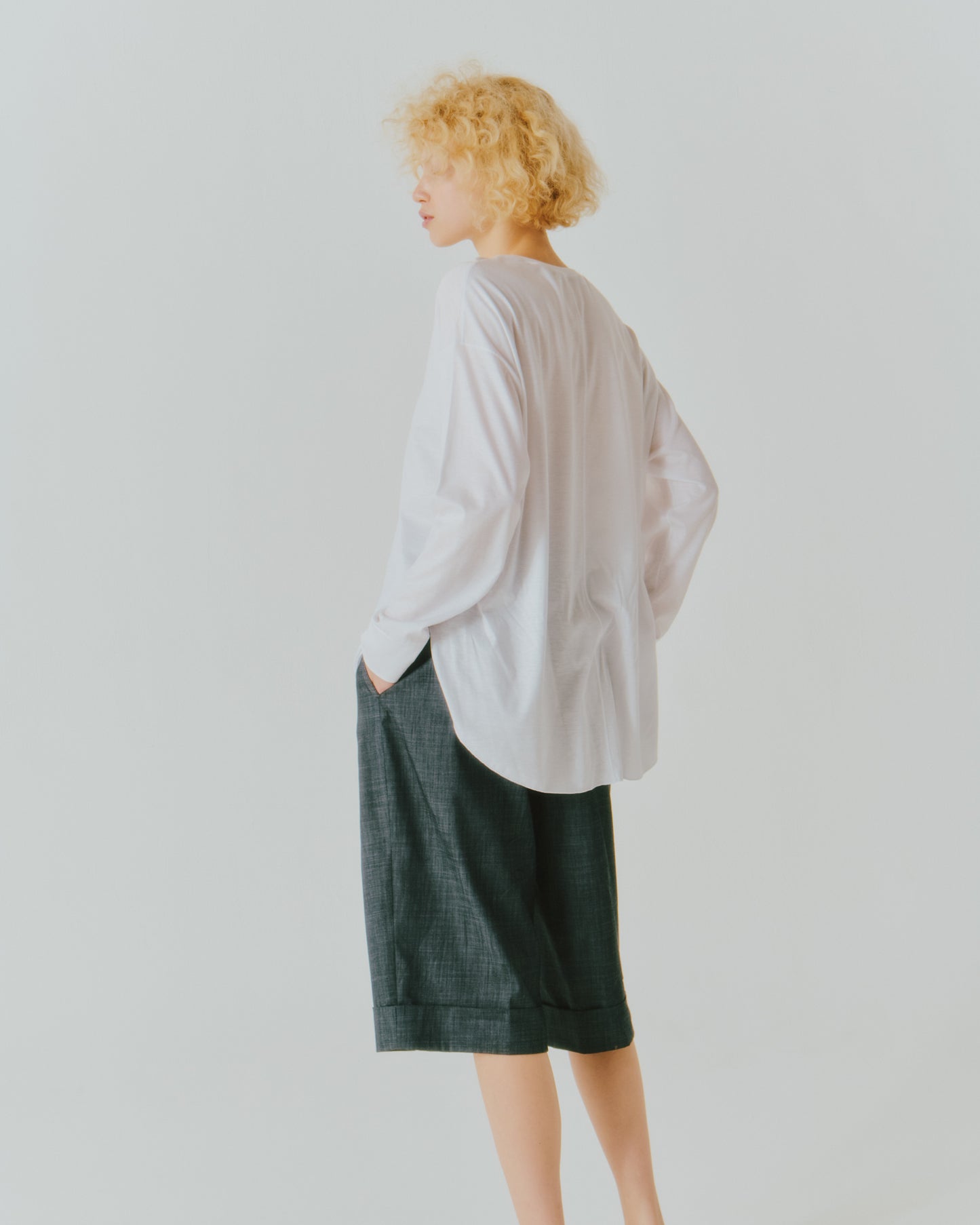 TENCEL ROUND/HEM LS TEE