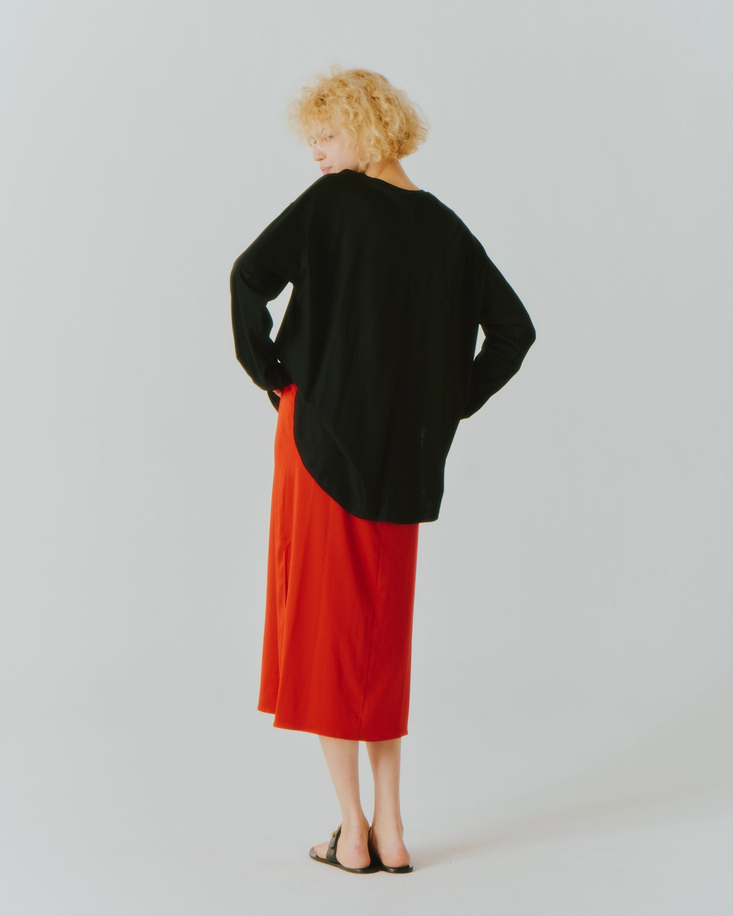 TENCEL ROUND/HEM LS TEE
