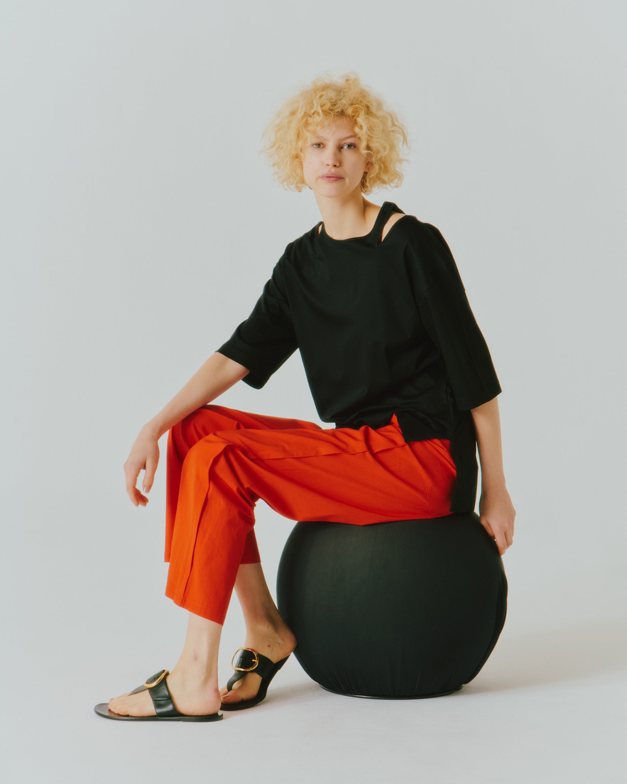 CANVAS SIDE/TUCK PANTS – Room no.8 ONLINE SHOP