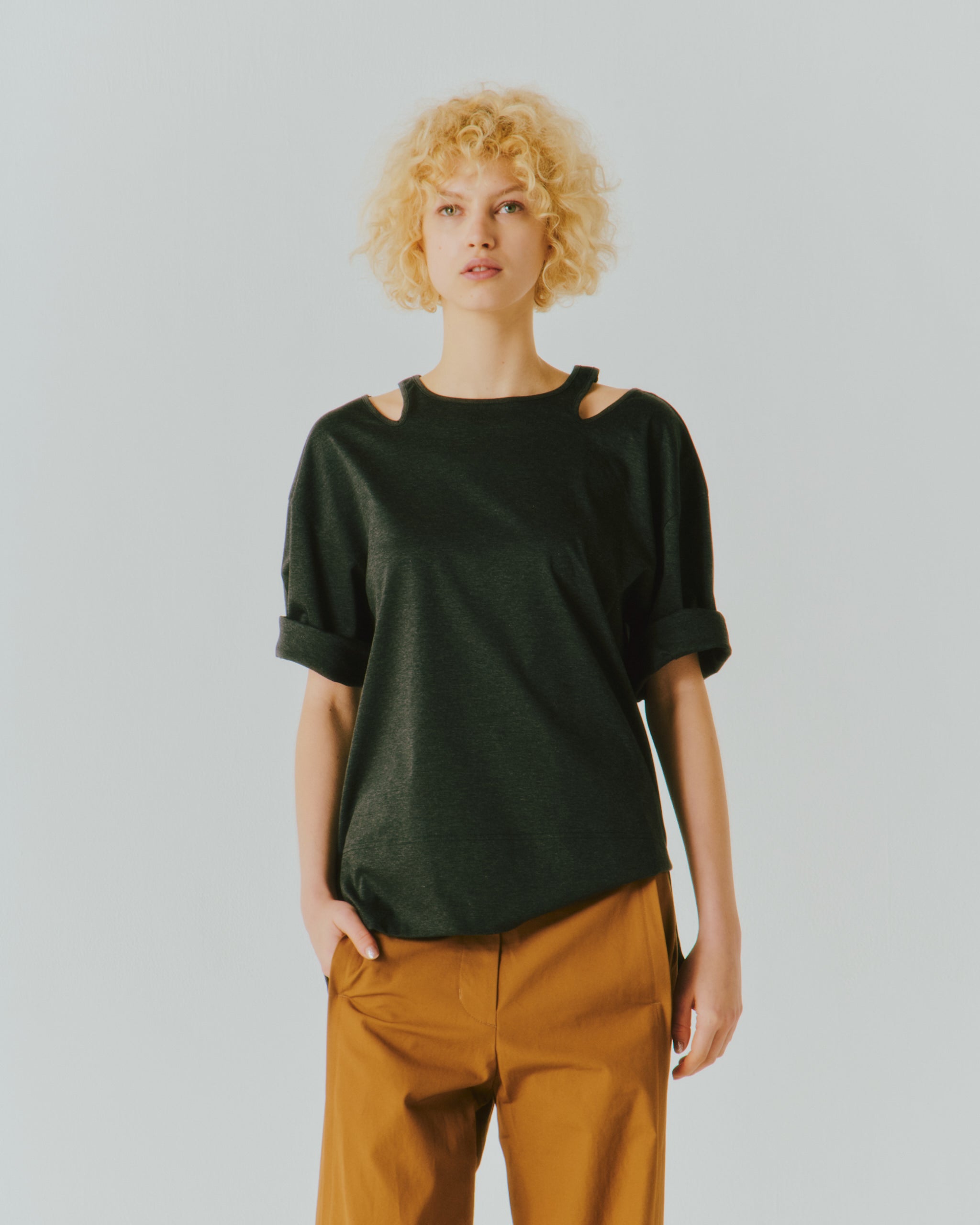 Room no.8 公式オンラインショップ – Room no.8 ONLINE SHOP