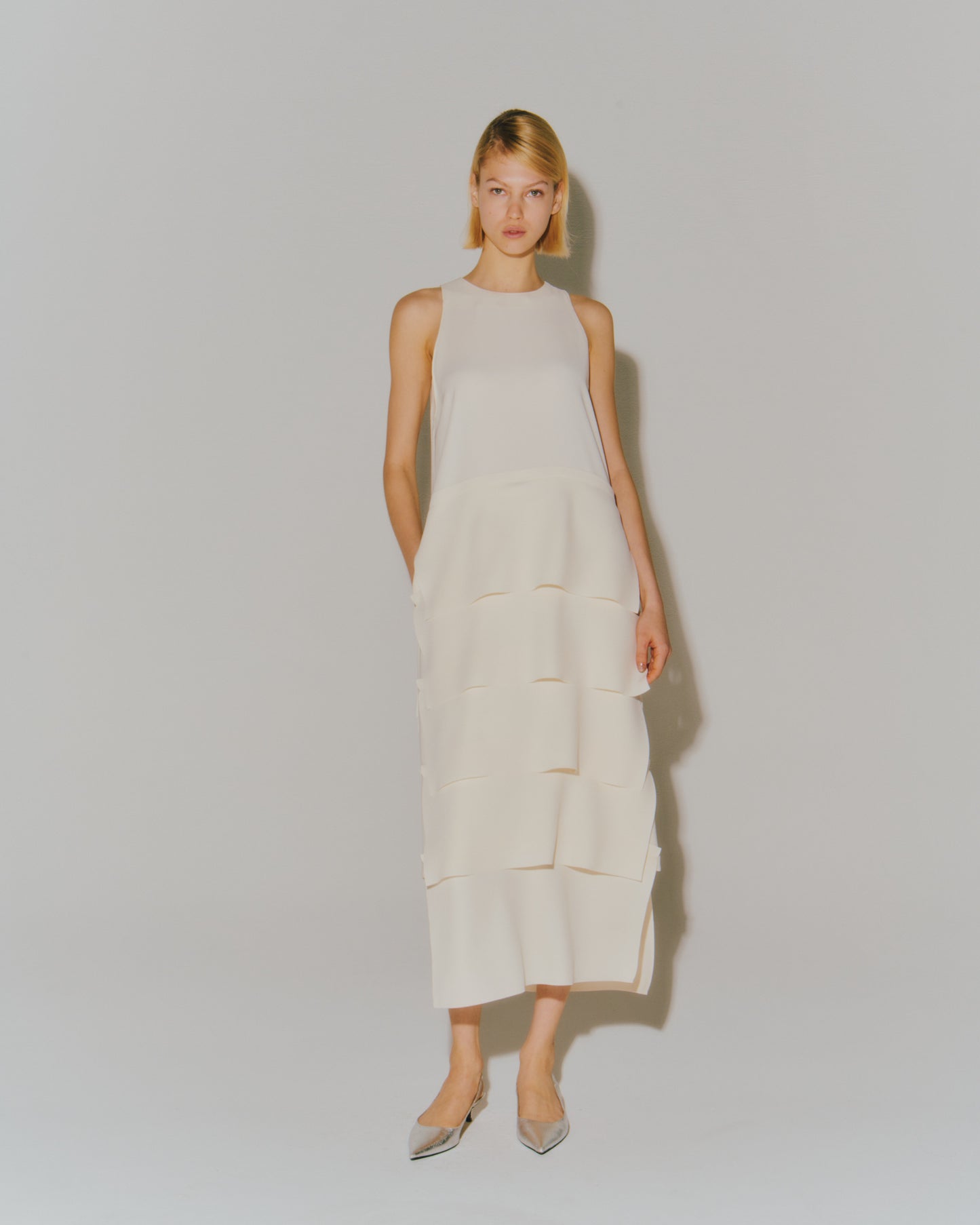 W-SATIN NS TIERED DRESS