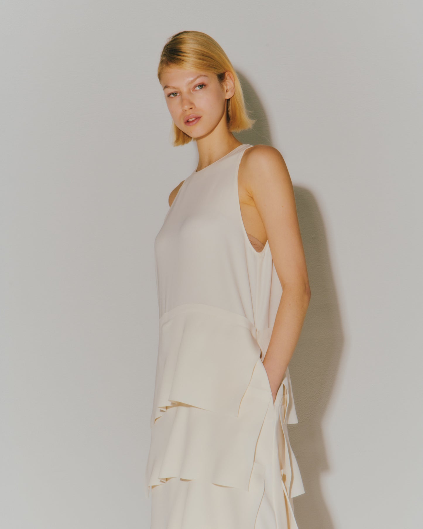 W-SATIN NS TIERED DRESS