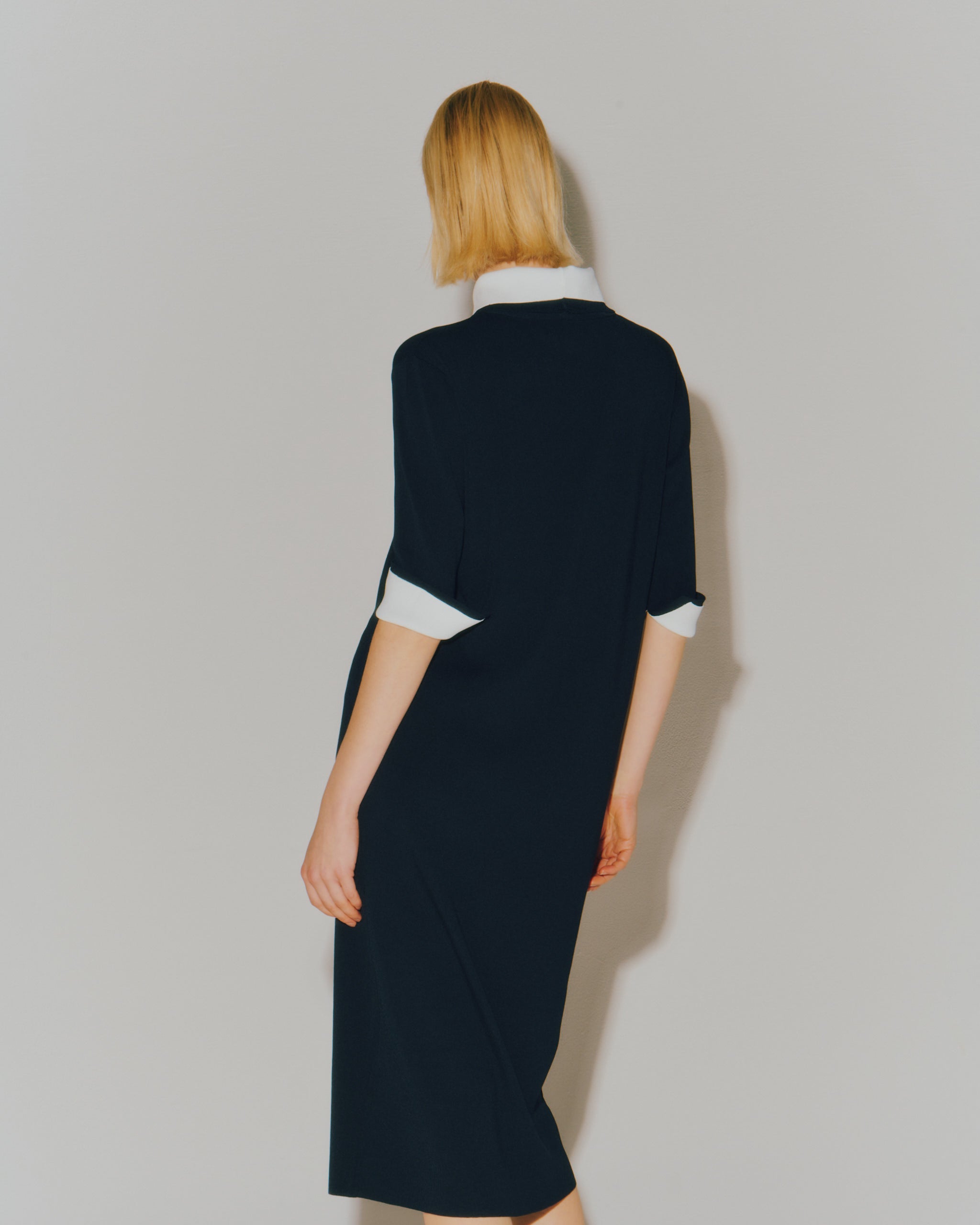 再入荷】NEEDLE BI-COLOR HALF/S DRESS – Room no.8 ONLINE SHOP