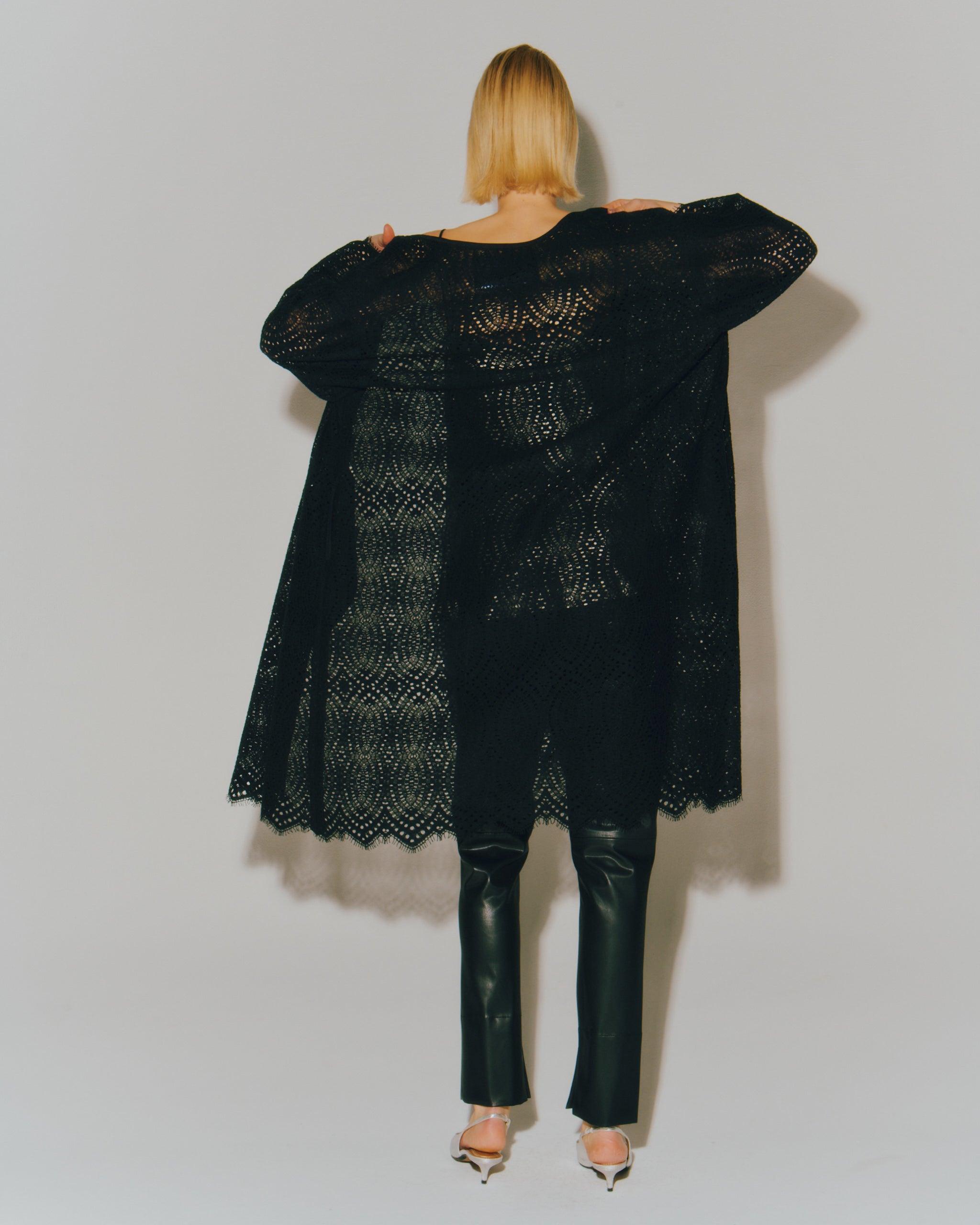GUIPURE LACE DEEP/V JACKET – Room no.8 ONLINE SHOP
