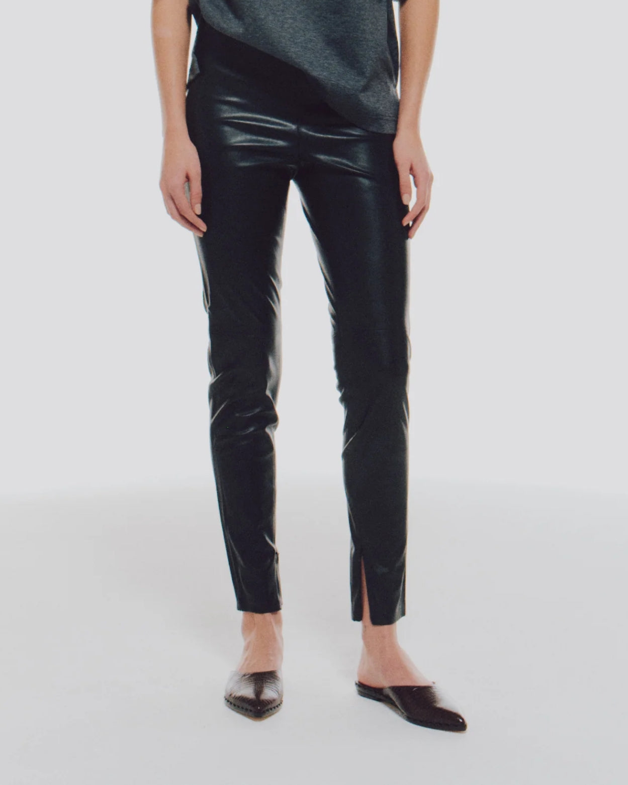 【定番】 F/LEATHER SKINNY PANTS