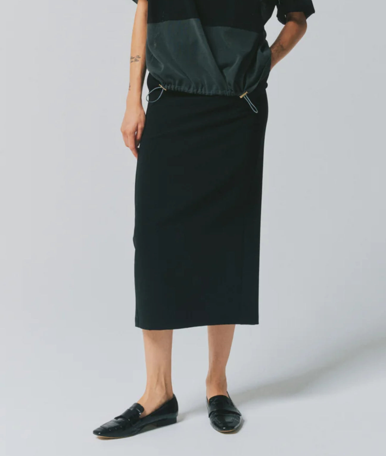 SCUBA RIB BACK/B TIGHT SKIRT